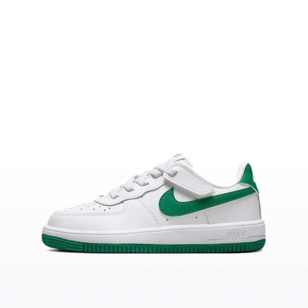 NIKE Air Force 1 Low EasyOn White Malachite Green FN0237-103 Shoe Sneaker Kids - Picture 1 of 8